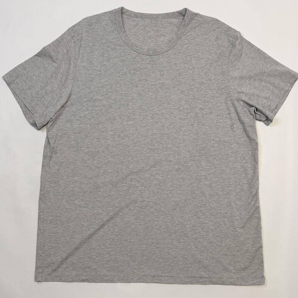 Lululemon Shirt Mens XL Gray Short Sleeve Crewneck Athletic Training Performance